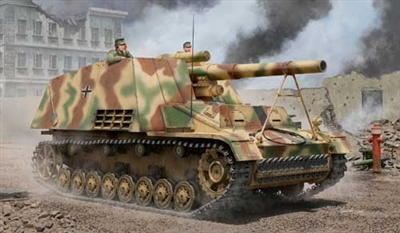 700953 1:16 German Sd.Kfz.165 Hummel (Late Production)
