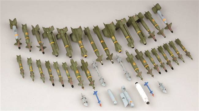703304 1/32 US aircraft weapons - Guided Bombs