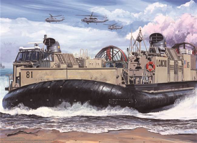 707302 1/72 Landing Craft Air Cushion (LCAC)