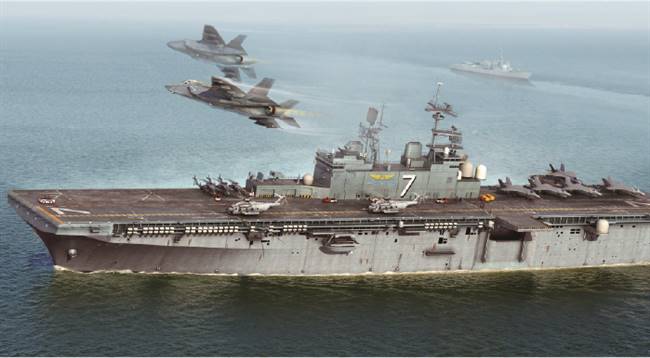 83408 1/700 Iwo Jima LHD-7