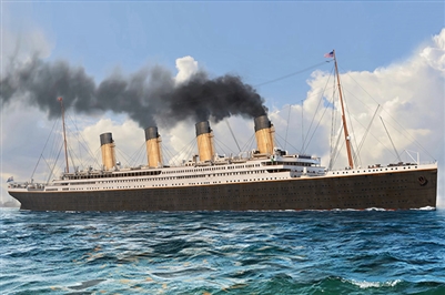 83420 1:700 Titanic