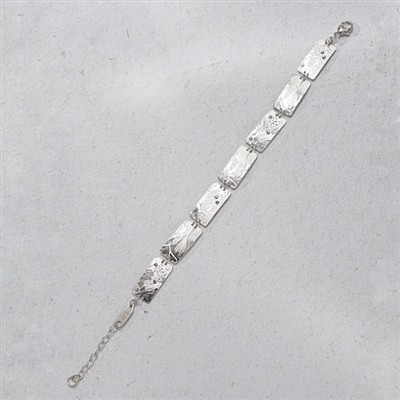 Holly Yashi Bracelet- Radiant Petra-Silver
