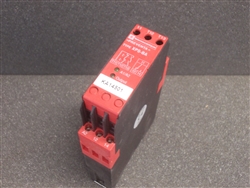 USED TELEMECANIQUE SAFETY RELAY (XPS-BA)