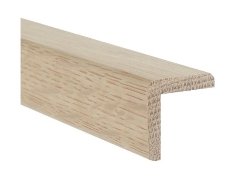 Solid Oak Cushion Corner 32mm x 32mm x 2.4mtr