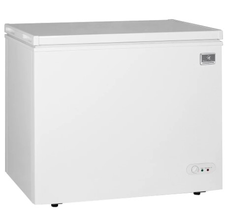 Freezer, Chest Type 7 cu ft - White - KCCF073WS by Kelvinator .