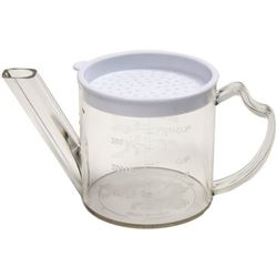 Gravy Separator, Plastic 1.75 Cup Measure With Strainer, 3023 by Norpro.