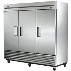 Freezer, Reach In Solid Door - 3 Section, T-72F-HC by True.