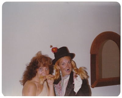 Hobo & Cavewoman