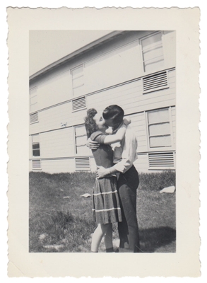 1944 Kiss