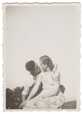 1952 Kiss