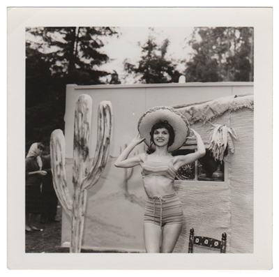 Sombrero Pin-Up