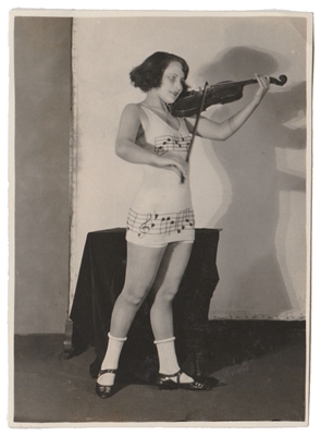 Violin Player