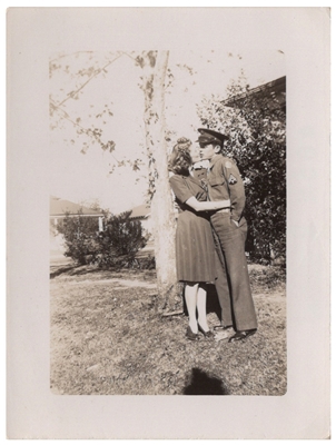 1942 Kiss