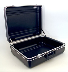 201675PR HEAVY-DUTY POLYETHYLENE CASE WITH PARALLEL RIB PATTERN WITHOUT FOAM