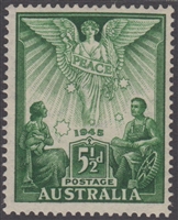 SG 215 1946 Peace Victory Commemoration 5Â½d Green MINT HINGED Original Gum
