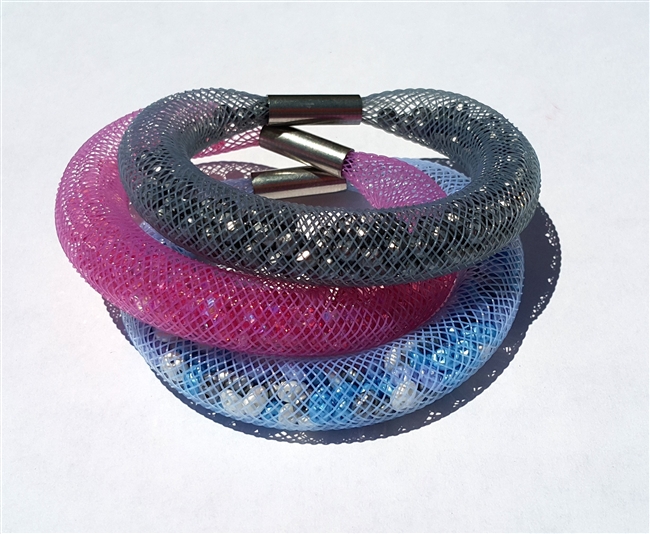 Bangle bracelet with czech crystals moving inside the mesh tube