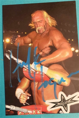 HULK HOGAN signed card