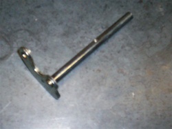 International Farmall choke shaft 47405DXA