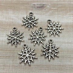 kelliesbeadboutique.com | Antique Silver Snowflake Charm