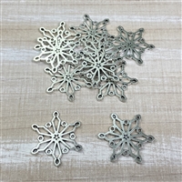 kelliesbeadboutique.com | Antique Silver Snowflake Charms