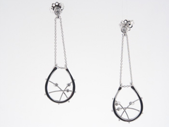 EDP3633 18k White Gold Diamond Earrings