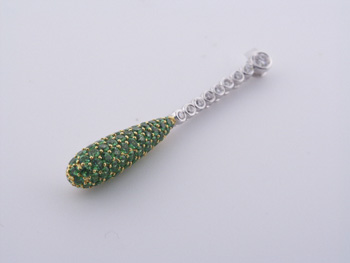 PLD2563 18k White Gold Diamond Tsavorite Pendant