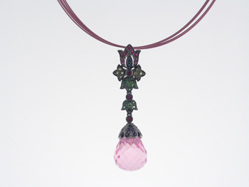 PLD3176 18k White Gold Sapphire Pendant