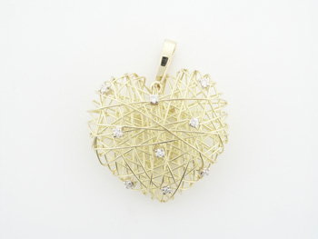 PLD3361 18k Yellow Gold Diamond Pendant