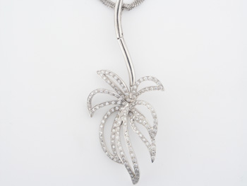 PLD3365 18k White Gold Diamond Pendant