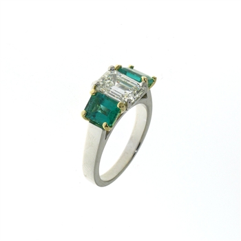 RLD1395 Platinum Diamond Emerald Ring
