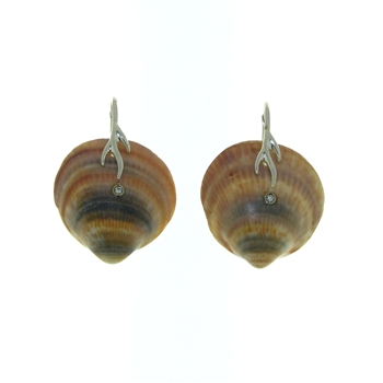 SG1013 Shibui 18k White Gold Diamond Seashell Earrings